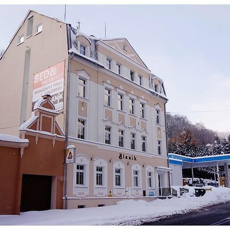 Blanik Hotell Jáchymov Exteriör bild