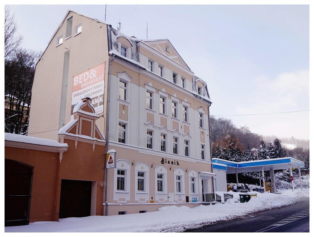 Blanik Hotell Jáchymov Exteriör bild